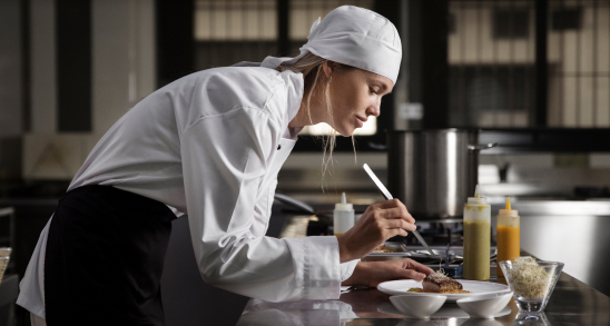 Behind the Scenes: A Day in the Life of a Catering Chef