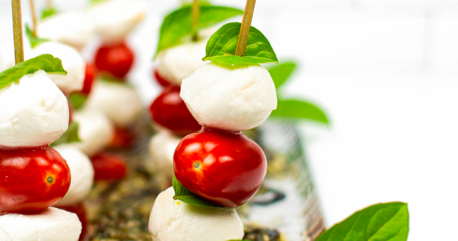 Wedding Garden-Fresh Caprese Skewers